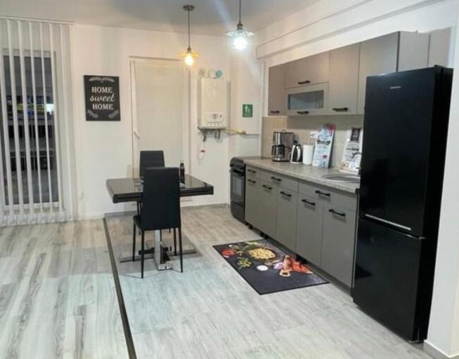 Apartament Intr-O Zona Rezidentiala Linistita Iasi Exteriör bild