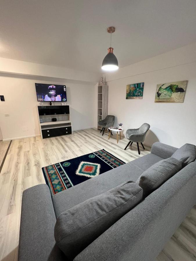 Chic Apartament Complex Inamstro Iasi Exteriör bild